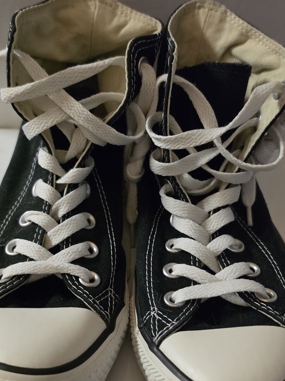 Converse High Tops M 6.5 Wo 8.5 - Picture 2 of 9